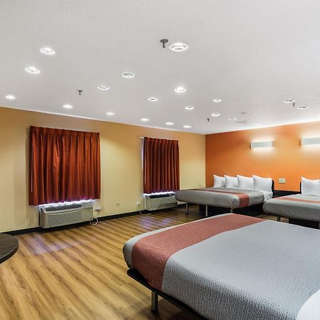 Motel 6-Libertyville, Il Eksteriør billede