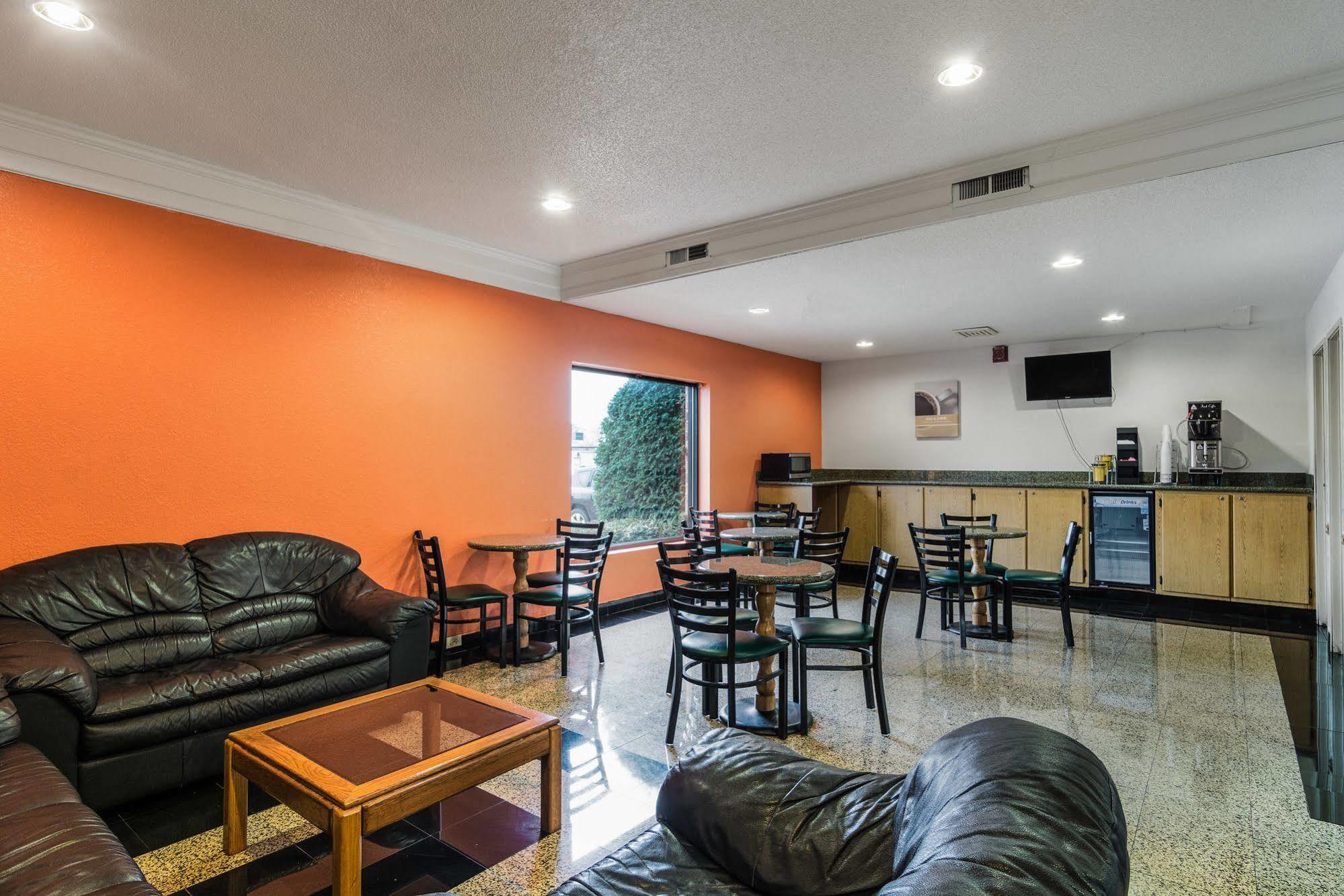 Motel 6-Libertyville, Il Eksteriør billede