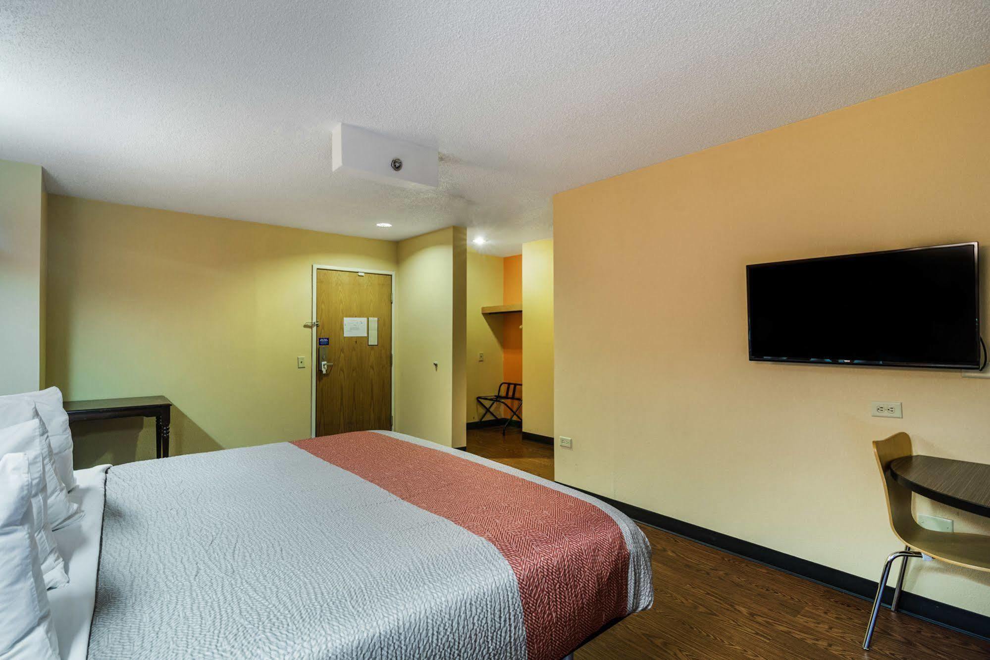 Motel 6-Libertyville, Il Eksteriør billede